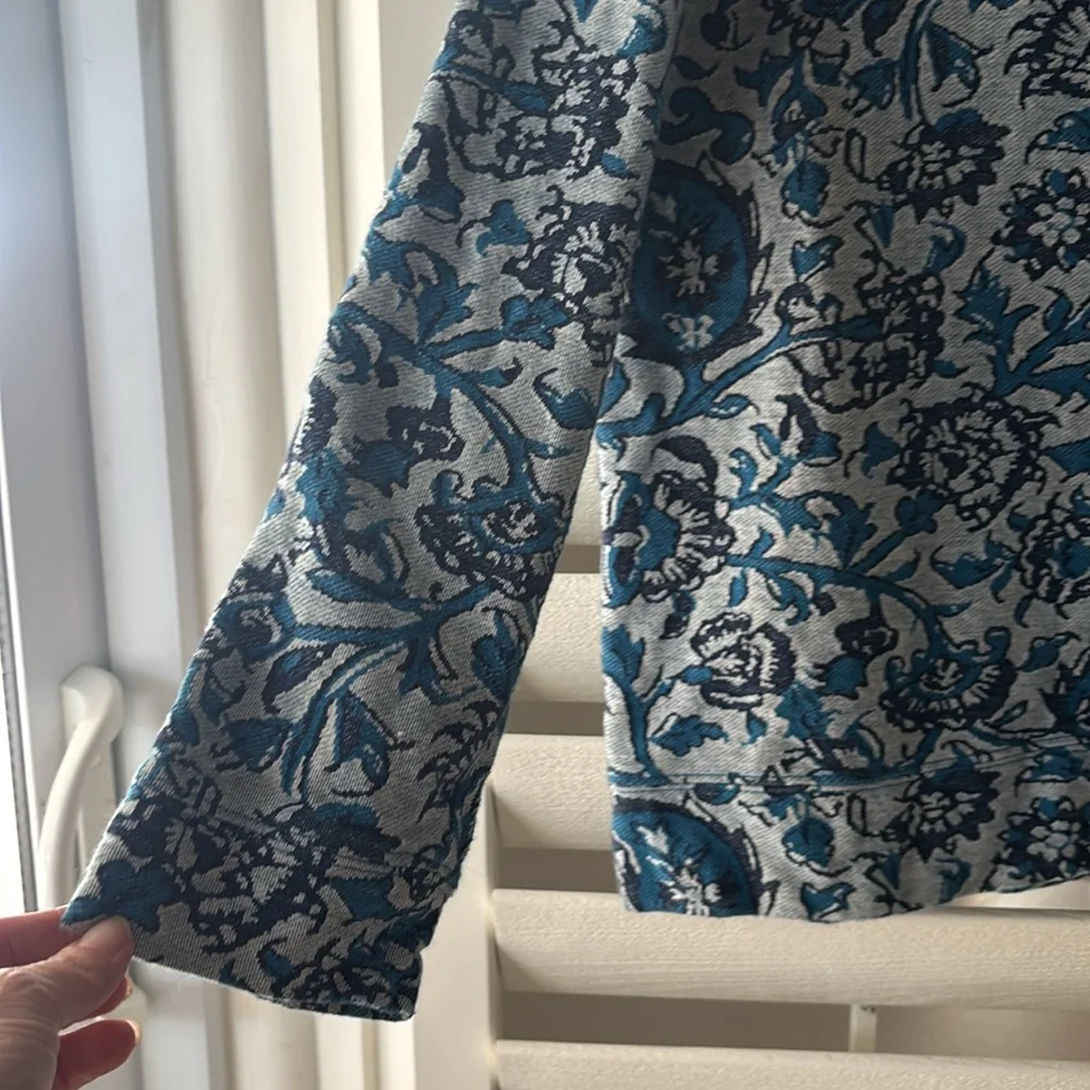 Urban Outfitters Koto Paisley Floral Print Long Sleeve Round Neck Sz LRG - Picture 4 of 12